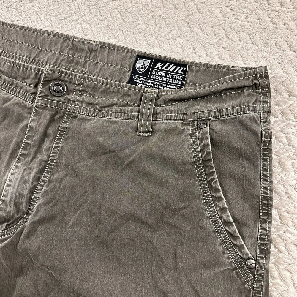 Kuhl Men's Vintage Patina Dye‎ Hiking Shorts Zip Cargo Pockets Size 36 Olive